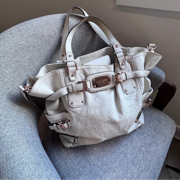 Michael Kors Gansevoort Ivory Cream Crossbody Shoulder Bag Tote with Rose Gold - Picture 17 of 17